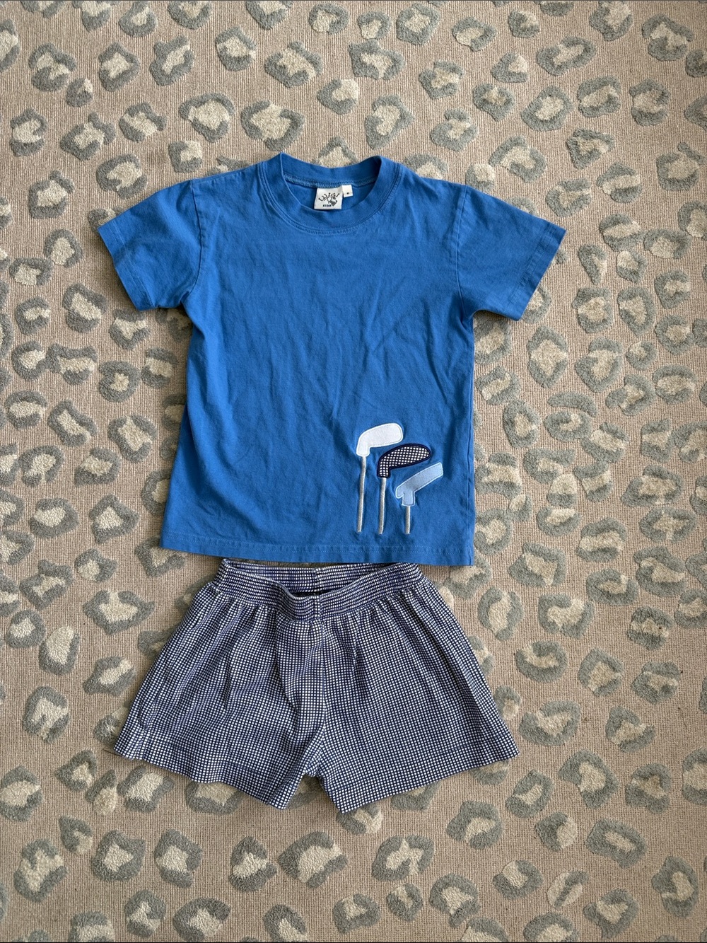 Luigi Kids Golf Club Appliqué t-shirt w/ matching gingham shorts